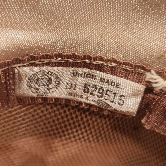 Vintage Pillbox Floral Hat with Netting Union Made - Picture 7 of 7